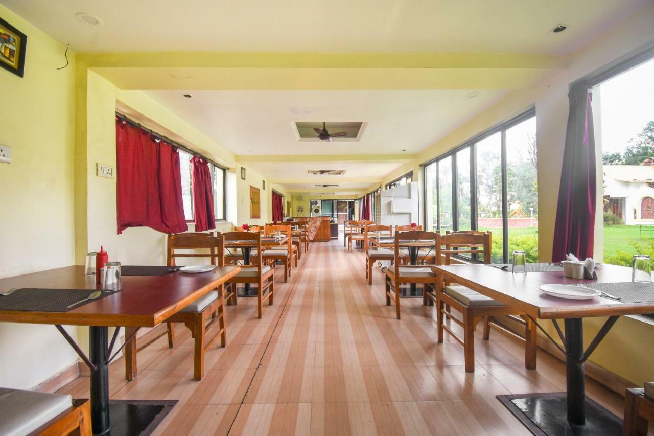 Oyo 47464 Hotel The Country Club Bilāspur Eksteriør bilde