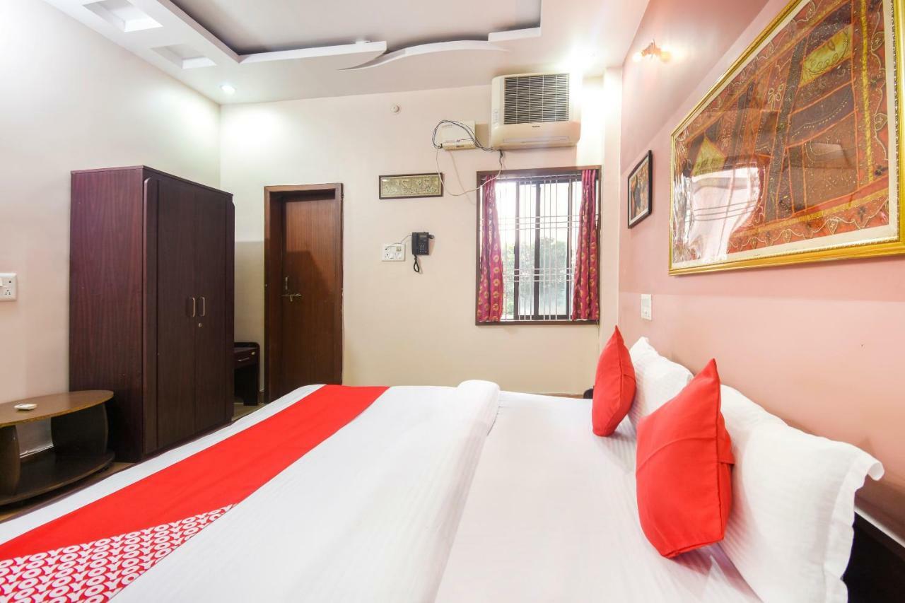 Oyo 47464 Hotel The Country Club Bilāspur Eksteriør bilde